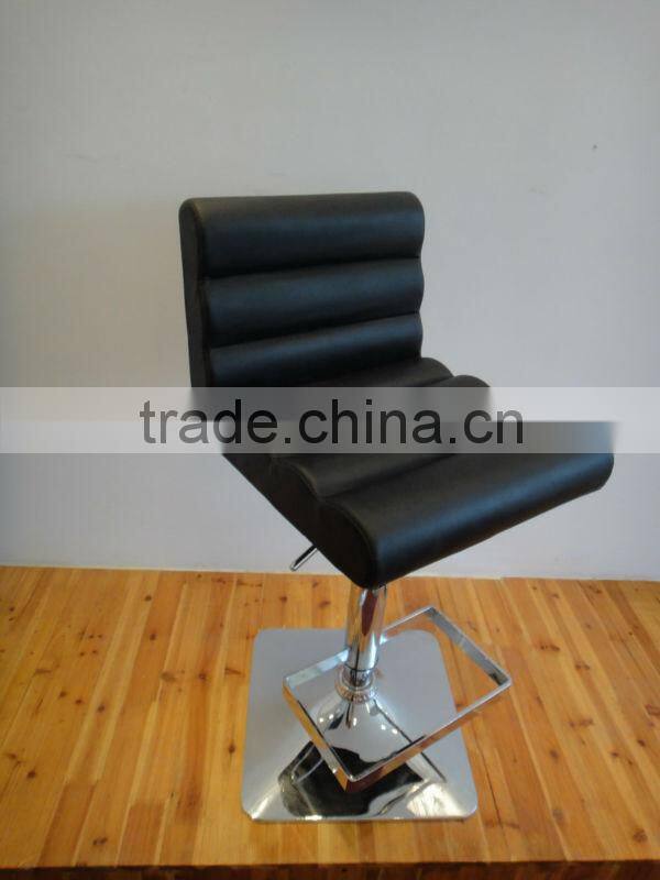 Chromed footrest of bar chair