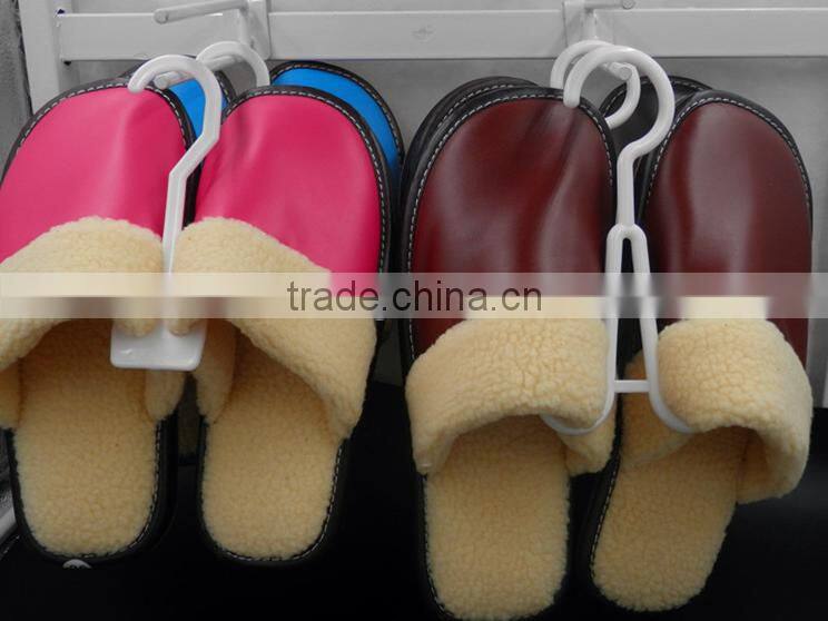 Shoe display stands,plastic shoe hanger,shoes bearing accessories