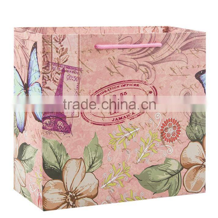 Newest European Stylish Butterfly Printed Paper Shopping Bags Wholesale