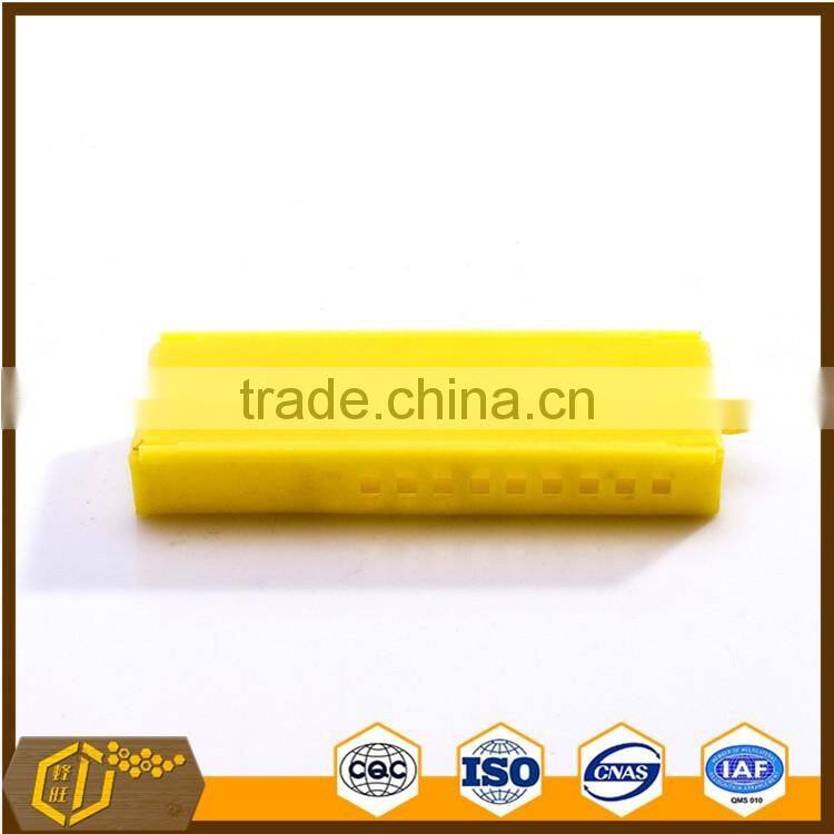 2016 top quality plastic bee queen cage/queen escape