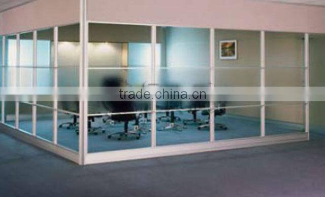 polycarbonate indoor partition