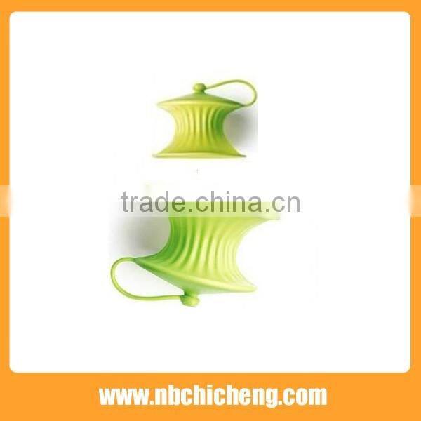 Easy Handle Silicon Kitchen Tools Lemon Juicer Silicone Fruit Juicer