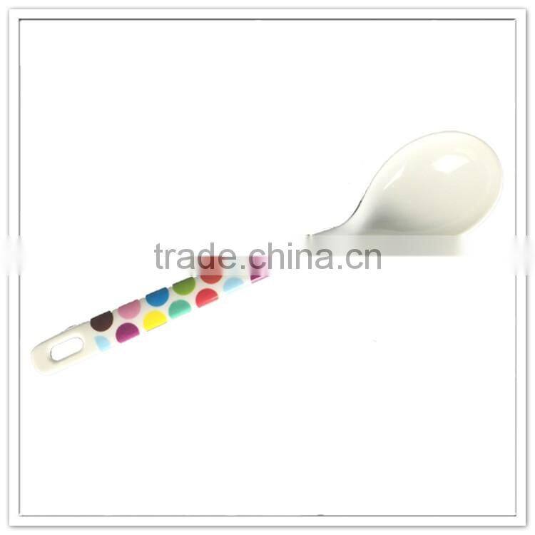 Used plastic party salad spoon, melamine party spoon