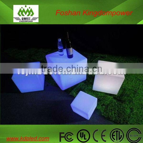 High quality illuminated plastic flashing glowing cube chair