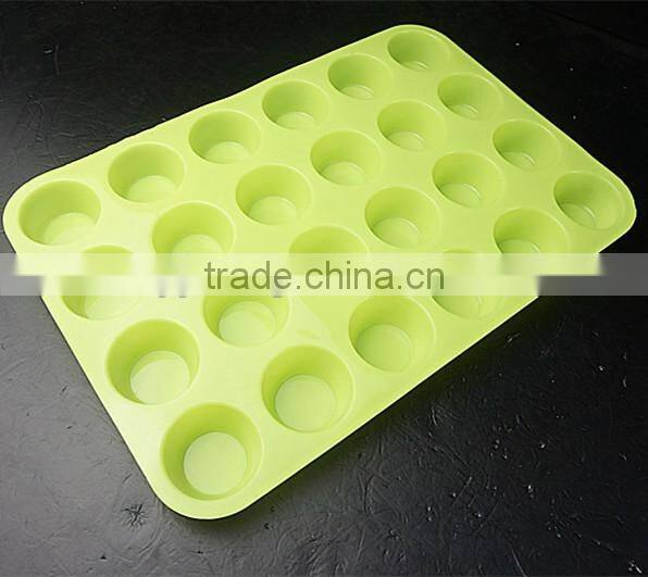10112 24pcs CUPS Shape Silicone Cake Mold