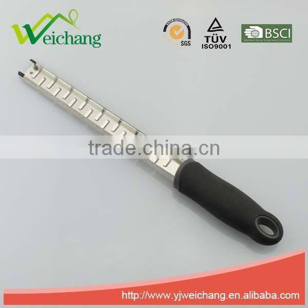 WCR221New design grater manual grater ETCHING GRATER vegetable kitchen graters with TPR handle