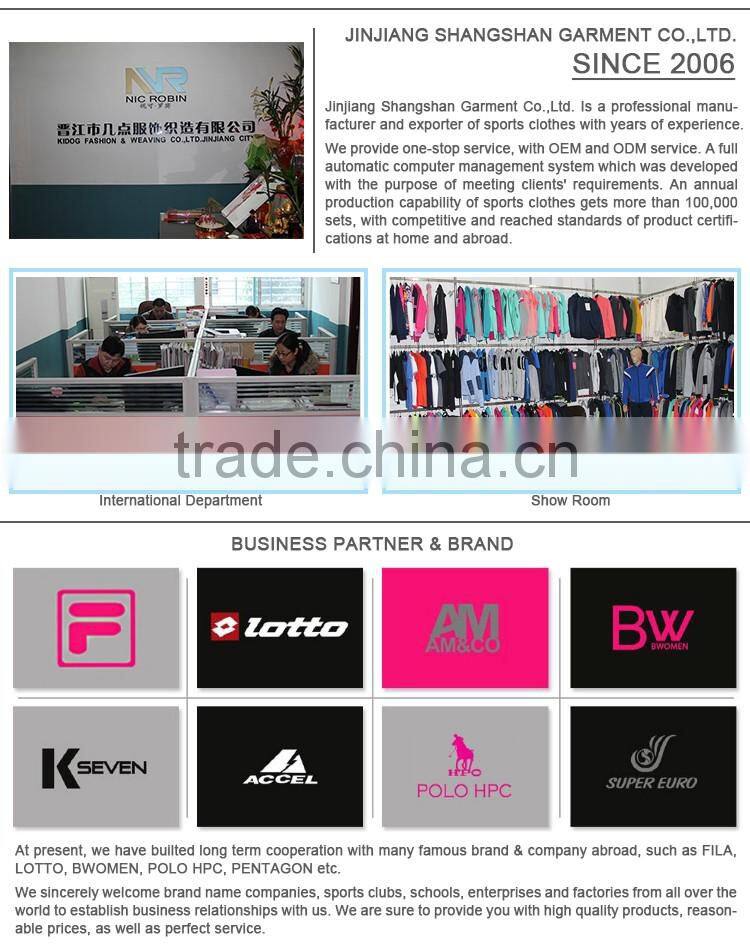 2016 Fashion Man Training Wear Men Sport Suit with OEM ODM Service