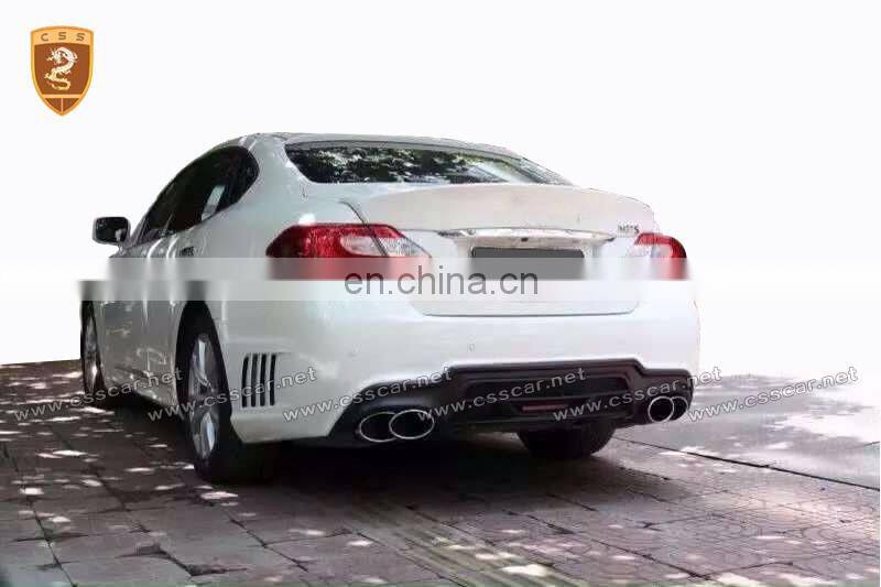 Good quality wd style body kit for infinit M25L/M37/Q70L in frp