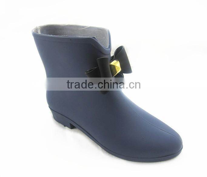 Stylish Multicolor Rain Boots For Women