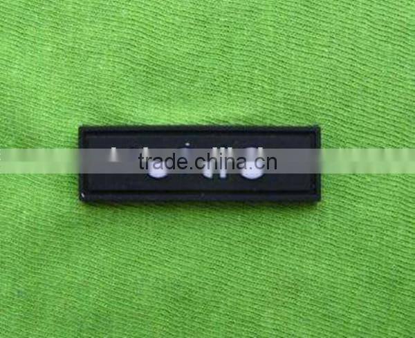 dongguan high quality custom rubber label