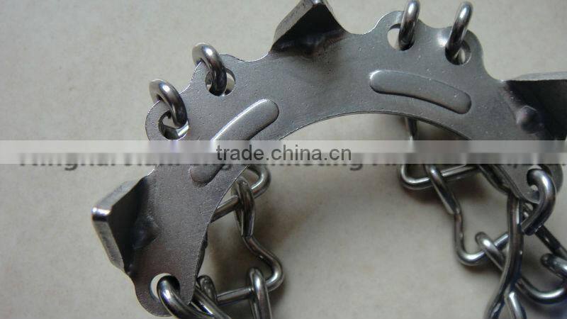 Favorable ice spiker attachable wheels for shoes