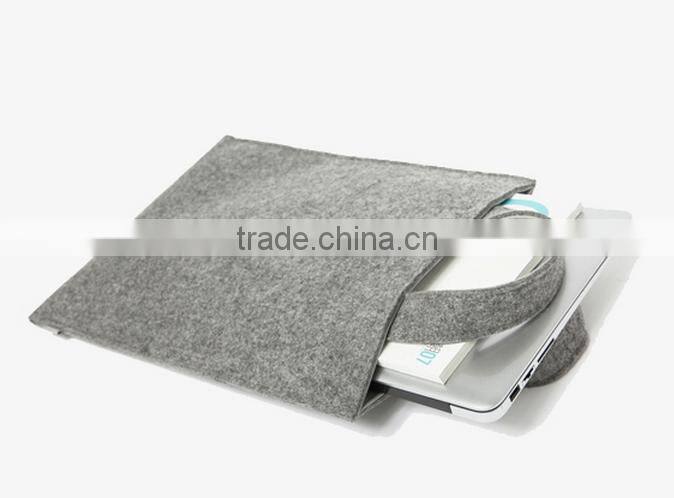 Wholesale promotional laptop bag felt laptop tote 19 years factory