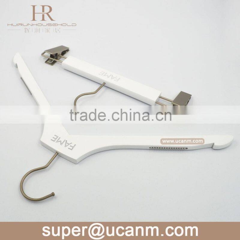 HR661IWP wooden suit hanger