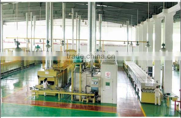 yellow out coating aluminum non-stick casserole