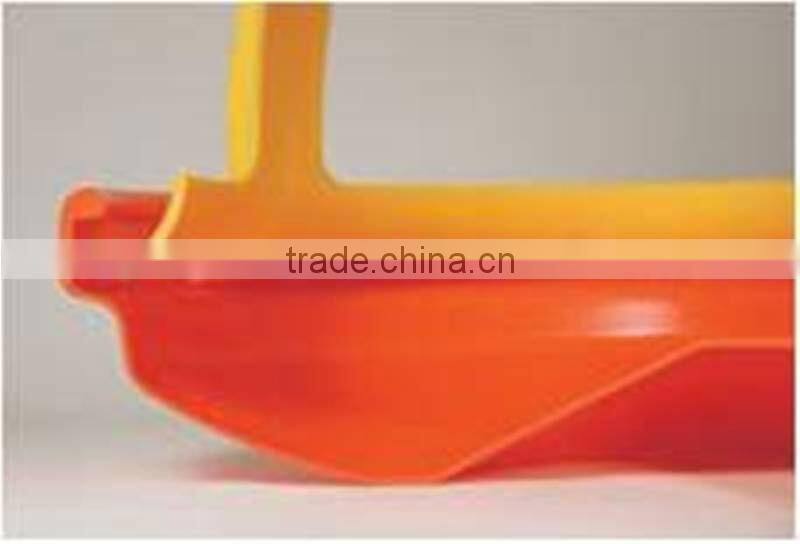 Automatic Pan Feeding System for Broilers