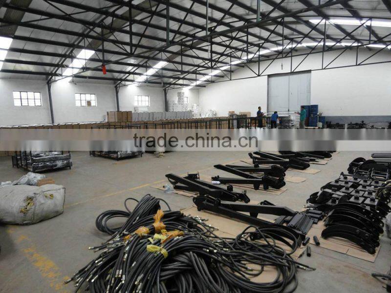 ATV towable gasoline engine hydraulic operating log trailer with crane