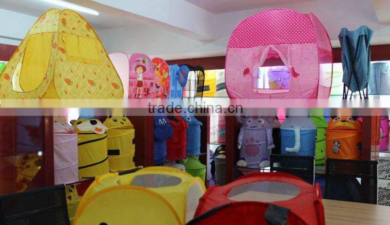 Cute cartoon Winnie polyester laundry hamper Pop up laundry hamper