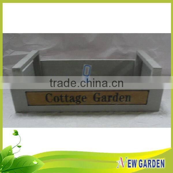 Fashionable Customzied Barrel Shape Wooden Different Types Flower Pots