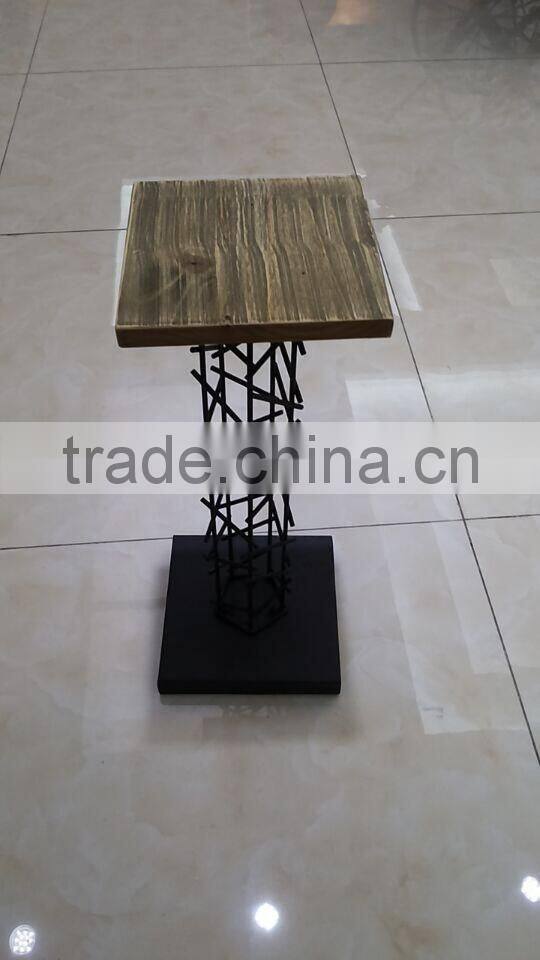 2016 wholesale Metal Floor-Standing Wrought Iron Pot Plant Stand