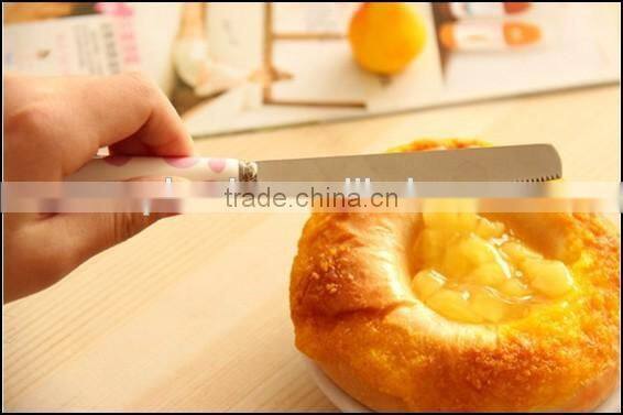 2015 hot sell food grade plastic handle stailess steel spoon supplier in China,food grade plastic kitchen supplier