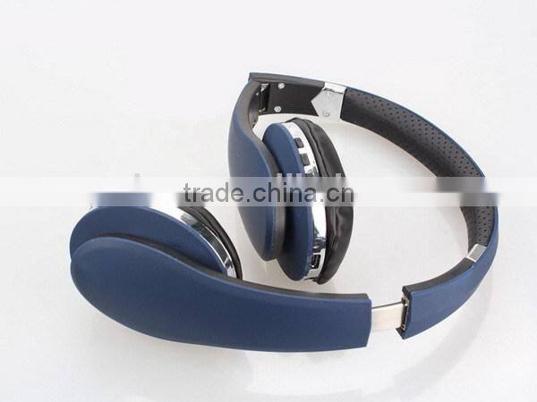 Top level professional flexible computer headphones with mic