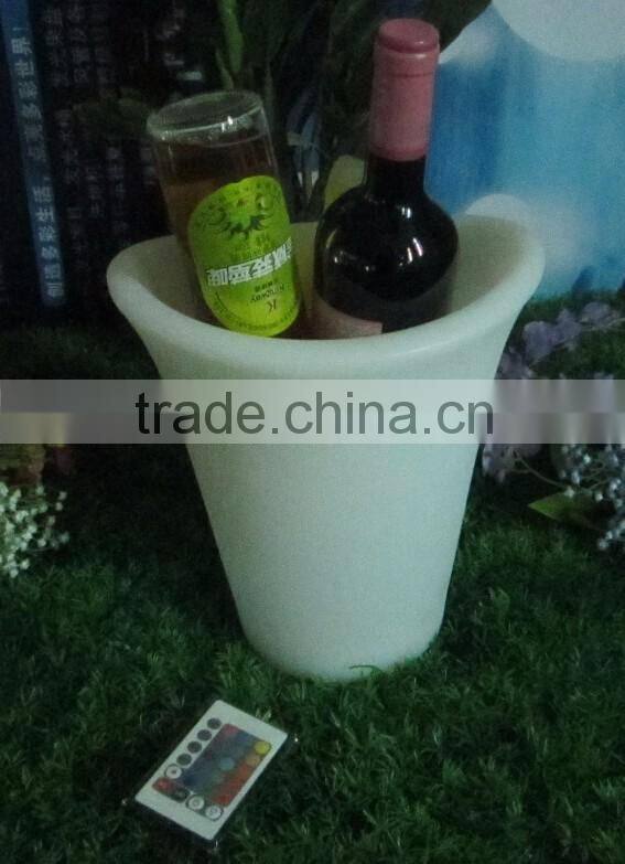 LED Ice bucket with lights and remote control B101