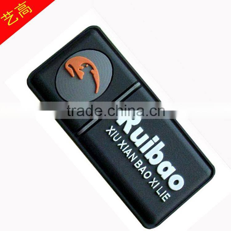 Colorfast 2D PVC logo patch for luggage bag decoration