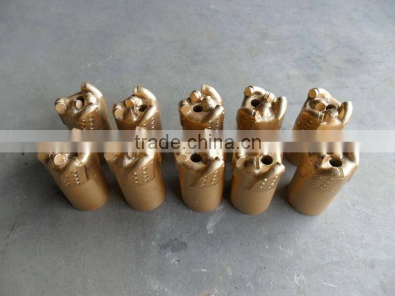 4 wings step drag bit