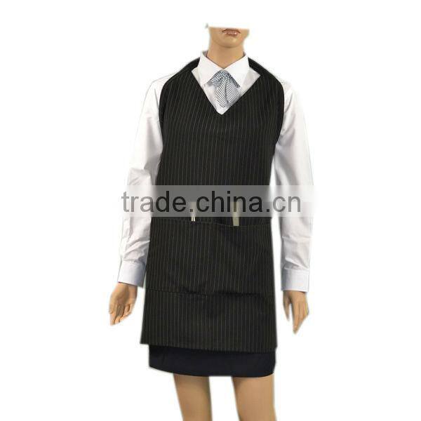 Tailored V-neck Center Divided Patch Pocket Apron Material