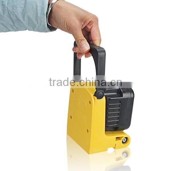 battery rechargeable 12w handhled spotlight for car repair