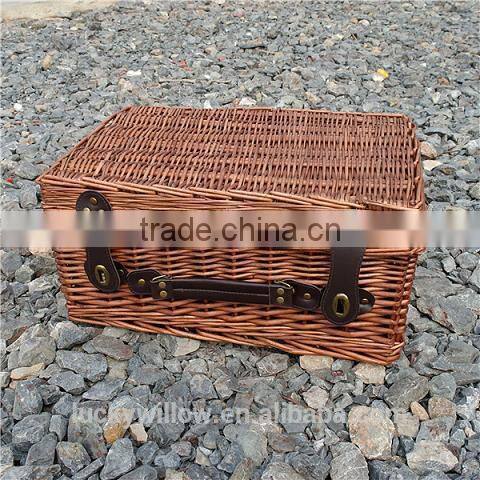 2014 hotsell large wicker hamper gift storage basket perfect in design and size