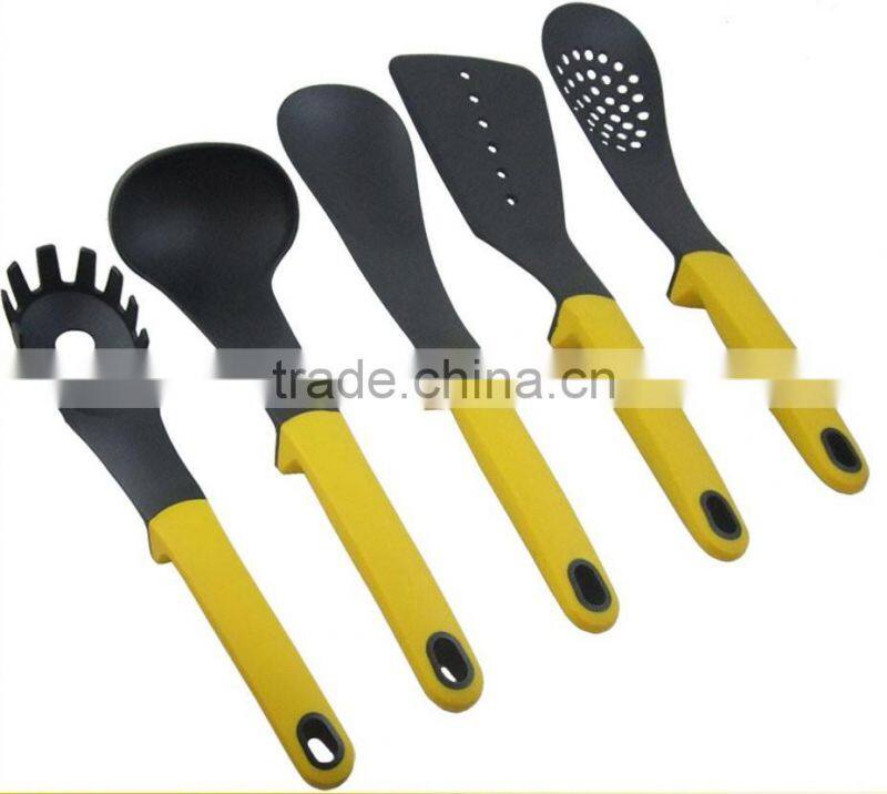 High Quality Non-Stick Kitchen Accessories Nylon Cookware Set