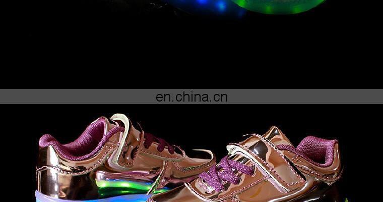 Factory Wholesale new design shining mirror finish PU leather Children Kids LED shoes sneakers footwear
