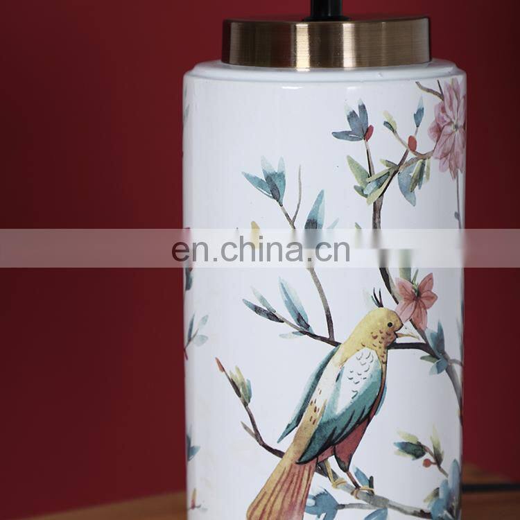 Elegant modern design flower and bird living room desk porcelain night lamp for hotel decor