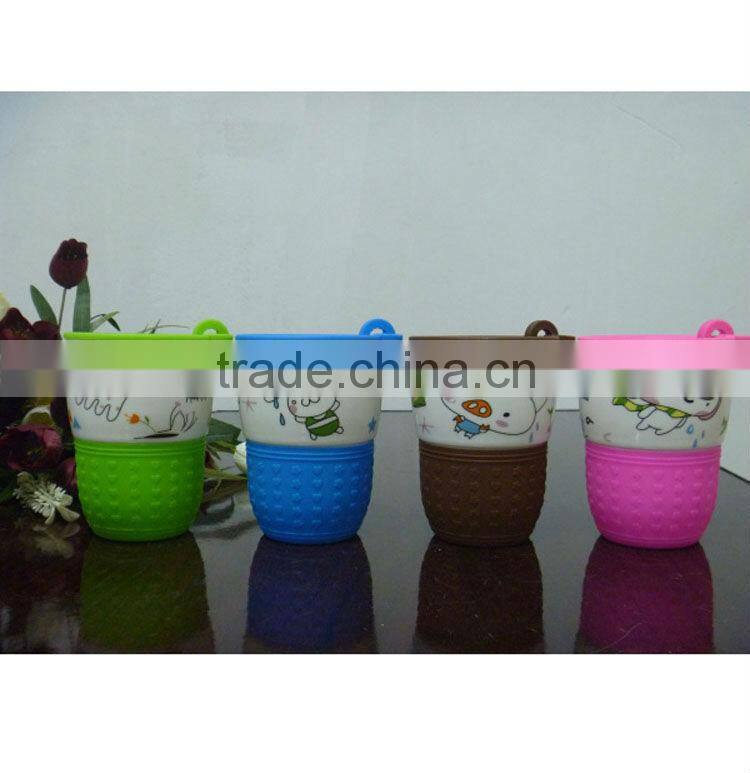 2012 newest porcelain coffee mug with silicon lid and bottom BY-SB2