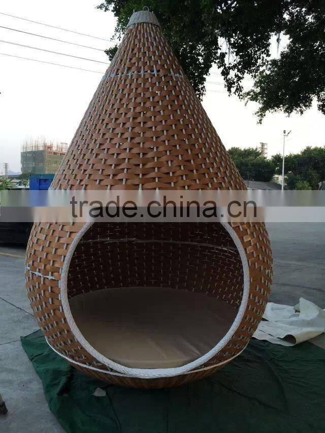 Stylish Cocoon hanging tree bed