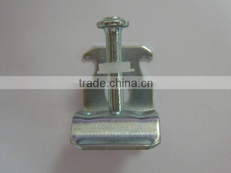 Drive Pins With X-CC Ceiling Clip