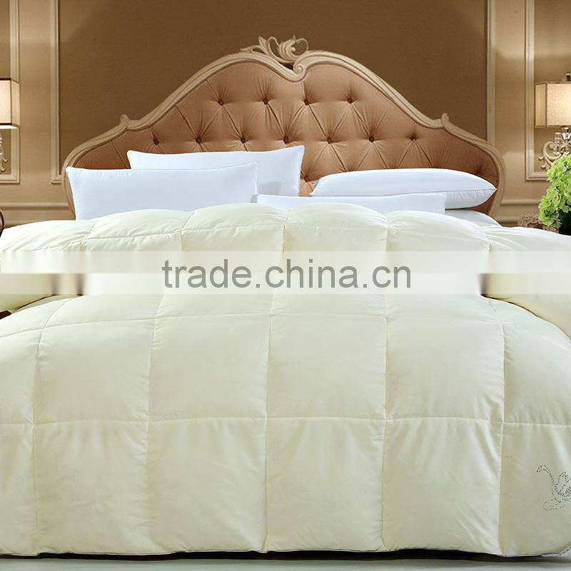 King Size Soft Comforter Set Filling With Polyester/Goose/Cotton