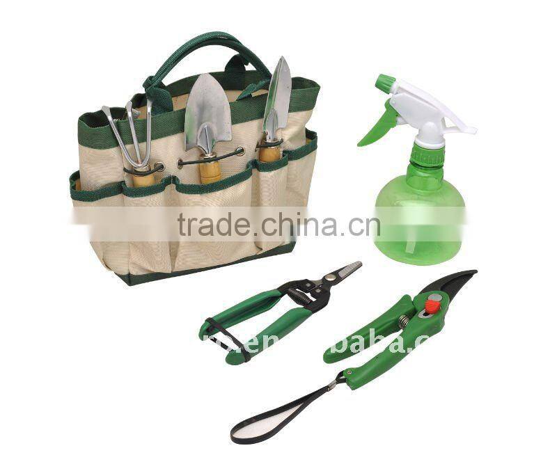 4 PIECE GARDEN TOOL SET