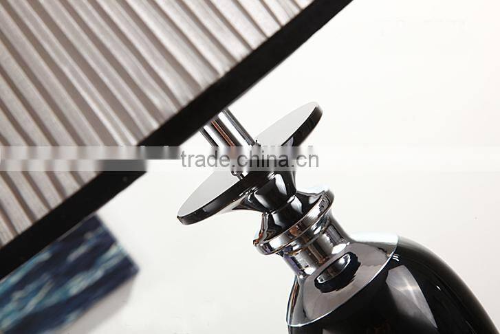 Vase shape black K9 crystal table lamp with lampshade