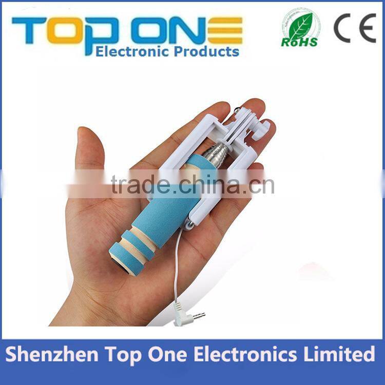 Newly factory supply CE ROHS FCC certificated foldable supreme mini anti slip selfie stick