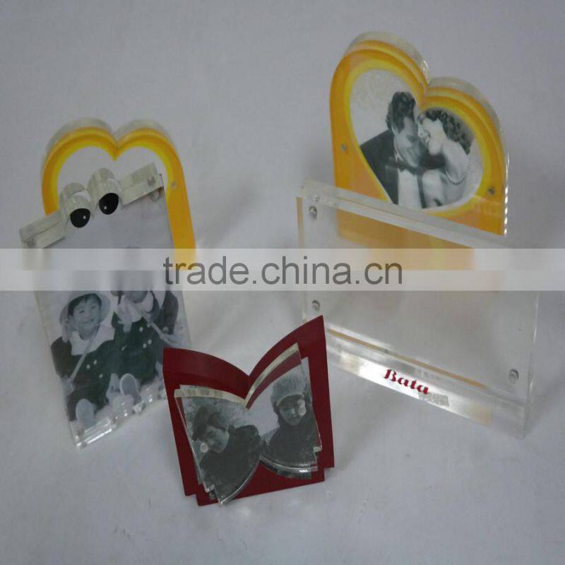 Lovely heart shape clear acrylic photo frame with magnet for wedding
