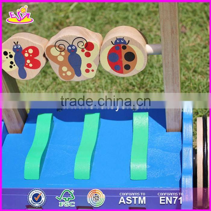 2017 New design cartoon crocodile wooden push along toys for toddlers W16E059