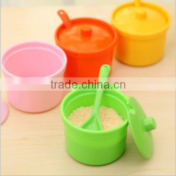 OEM Creative Home Kitchen Plastic 4 Color Spice Box with Plastic Spoons Seasoning Box Supplier In ShenZhen