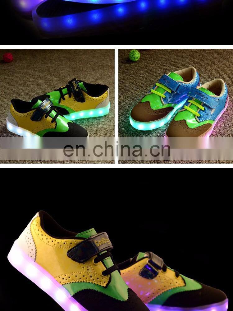 Wholesale fashion Cool casual shoes uk Brogue shoes USB charge Children kids Led shoes sneakers for boys girls