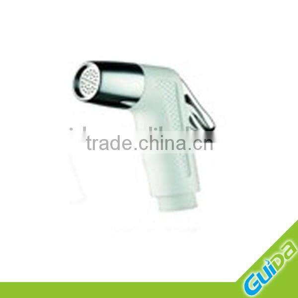 Highly reflective blind inside double glazed glass window