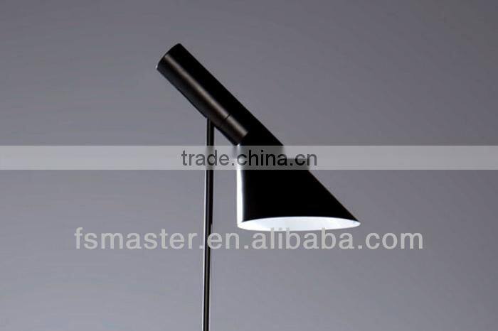Home appliance Arne Jacobsen light energy saving AJ floor lamp