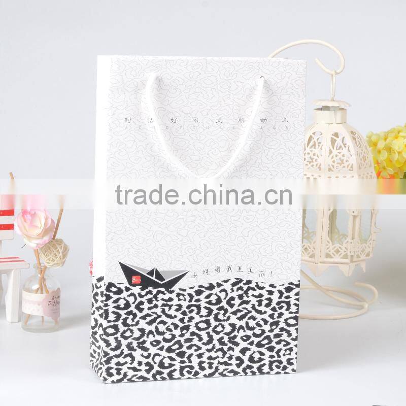 Retail Packaging Wholesale Famous Brand Square Bottom Paper Bag