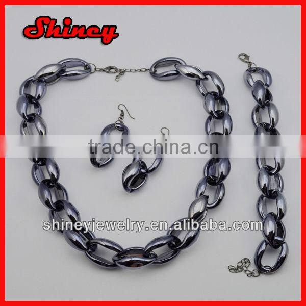 gold tone Lion Pendant Necklace set, inspired lion head medallion pendant necklace set, lion head jewelry