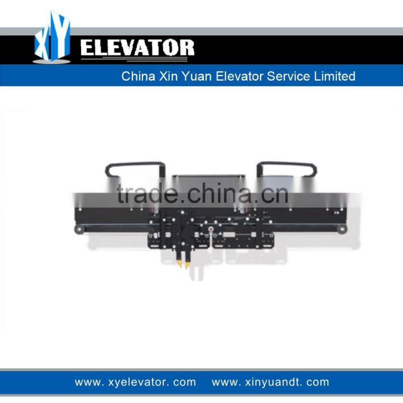 XY elevator selcom door
